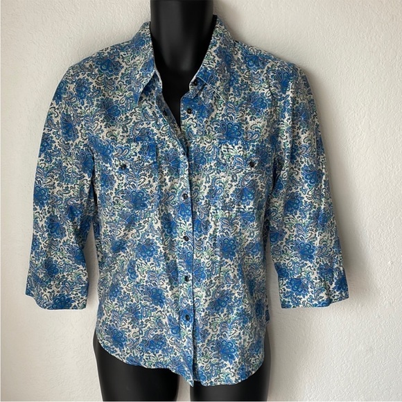 Tommy Hilfiger Tops - Tommy‎ Hilfiger Paisley Button Up